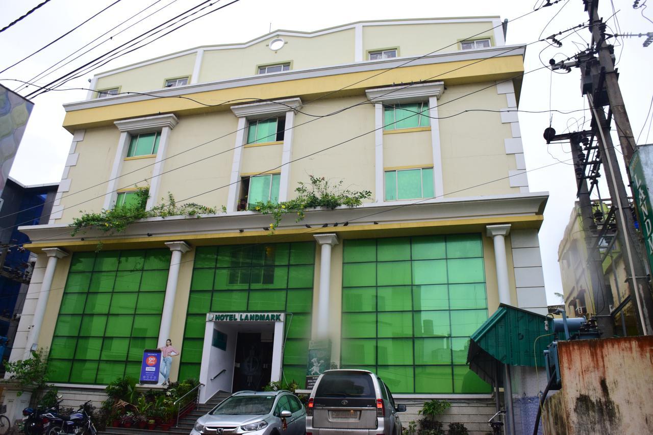 Hotel Landmark Puri Εξωτερικό φωτογραφία