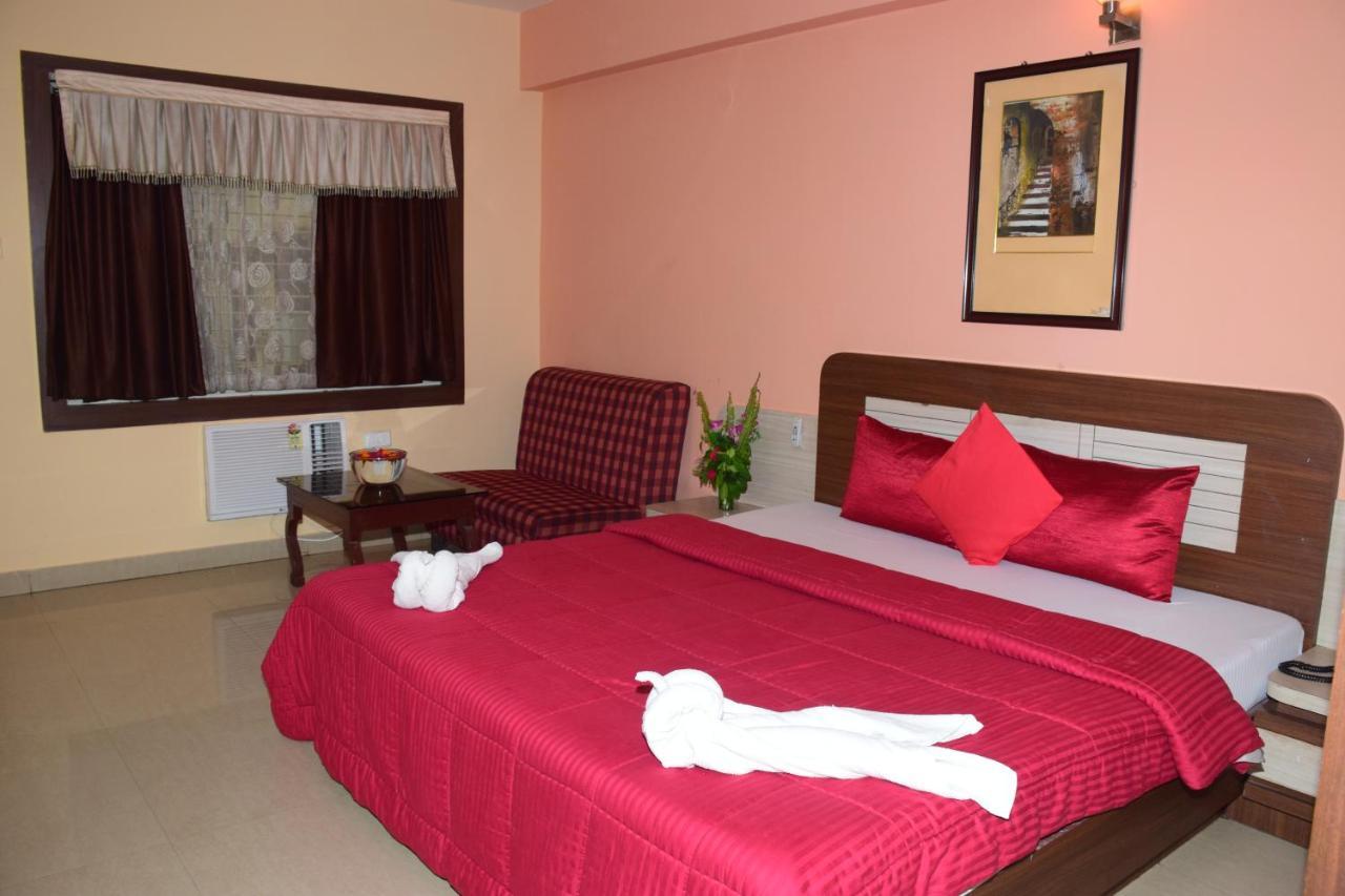 Hotel Landmark Puri Εξωτερικό φωτογραφία